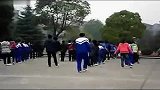 搞笑-20120322-亮瞎了！热舞最炫民族风