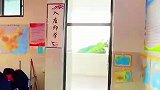 中学教室外风景宛如仙境，网友：请让我去楼道里刷题