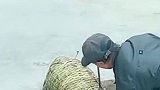 大爷肯定是故意的，爆爆米花，怎么还带瞄准的