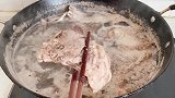 内蒙古炖羊肉，只放2种调味料，汤鲜味美肉嫩，姥爷吃香了