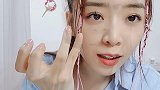 当女朋友问你哪个好看时，余霜：哼，这都选不出来，分手吧