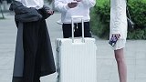 大叔电话静音撩妹，不知道小姐姐会不会原谅？