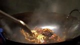 新疆产的大闸蟹，炖煮出来的香辣蟹，谁看谁流口水