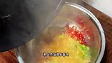 大厨教你土豆的神仙吃法，软嫩Q弹的土豆小丸子搭配料汁超好吃