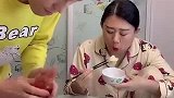两口子胡搞，真是防不胜防呀！