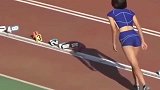日本美女跳远田径赛，爆发力太强身体直接滑入沙坑