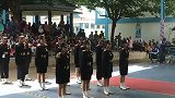 见识下印度尼西亚士兵的正步，整齐自然