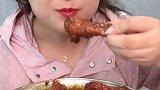 吃货姐自己做的鸡腿，看起来好有食欲
