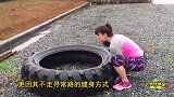 美国50岁农场女子坚持健身，身材完爆少女