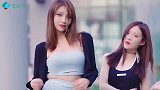 时尚街拍：舞姿翩若惊鸿，婉若游龙，会跳舞的小姐姐就是这么美