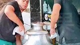 巴基兄弟煮豆子用弹药壳就算了，怎么还重叠了