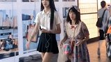 求右边小姐姐的心里阴影，两人差距太大了
