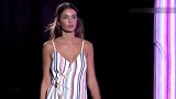时尚走秀：模特走秀，走近简直太性感了
