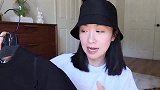 黑色裙子，取代了连衣裙的不便，又能美美的出街