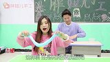 转学1：胖妞要转学，同学们都送无硼砂泥当礼物，太感人了