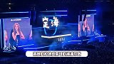 王蓉在小沈阳演唱会上过于松弛，穿皮裙唱跳嗨翻全场，成功抢了小沈阳风头
