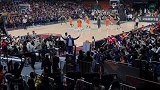【PP体育在现场】阿日颤抖了吗？上半场结束前 杜锋准备换球衣