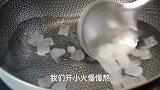 腊八蒜直接加醋就错了,教你一招,半天就能变绿,清脆好吃又开胃
