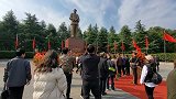 湖南韶山，实拍毛主席铜像广场，仰望伟大的领袖毛主席