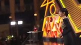 给女神跪了！48岁李英爱出席活动美到发光！