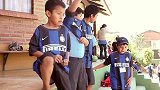 意甲-1314赛季-国际米兰足校和卡萨里基金会看望科恰班巴的孩子们-专题