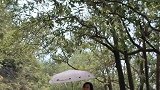 今天去爬山了 感觉自己在人群里就像只丹顶鹤