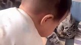 我就觉得这小子眼神不对，没拿我当人