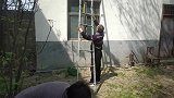 一家人去老院里摘香椿芽，大城市要花高价才能吃到的美味，真香
