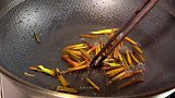 口蘑和豆腐的这种做法真是太好吃了，葱香浓郁，口感滑嫩又鲜美