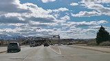 华人实拍美国怀俄明州的风景，蓝天白云好空旷