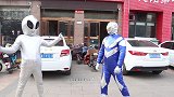奥特曼真人版：奥特曼中毒，外星人竟主动交出解药？有何阴谋？