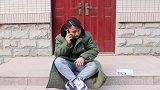 男子接到前女友的电话,得知让他去参加婚礼,小伙的回应太逗了