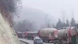 当逆行小车遇上迎面而来的警车