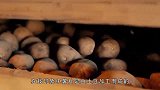 薯片到底是不是土豆做的？看完制作全过程，感觉被骗了好多年