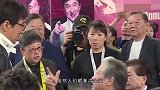 曾是娱乐圈大哥！成龙见面得“低头”，受难时只有刘德华在身边