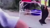 警察蜀黍我爸爸喝酒啦，父慈子孝