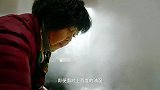 油泼面就属陕西的最正宗，油浇上辣椒和蒜末的一瞬间，看馋了