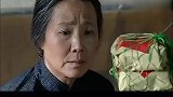 悲情母子：妈妈改嫁，儿子一路哭求没能留住，10年后儿子不认妈