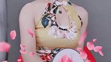旗袍美女穿搭有范，翻唱歌曲精彩好看！