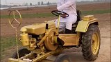纯金打造的拖拉机，真奢侈