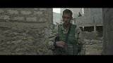 反战电影《暗黑杀机》，士兵为挽救被欺负少女，击毙同伴