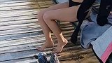 美女寒冬跳湖遭遇坚冰！姿势很到位结局让人崩溃