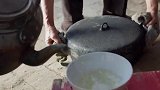 甘肃美食，烧壳子和土豆拌团，北上广有钱也买不到
