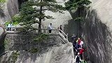 天柱山百步云梯，爬到顶，仿佛到了天宫！