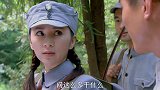 女战士背弓箭被战友嘲笑，还说没步枪好使，不料下一秒大开眼界！