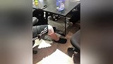 罗志祥录制综艺受伤，张艺兴黄磊的第一反应让人想哭，网友怒赞