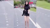 看到她的那一瞬间，请你吃软饭愿意吗
