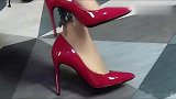 时尚高跟鞋：酒红色尖头细高跟鞋，给人一种红酒俏佳人的感觉！