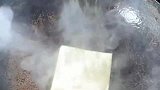 大哥用铁锅做出来的豆腐夹肉，赶紧学起来！