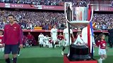来了！巴萨瓦伦队员步入球场 梅西嚼口香糖神情略显严肃